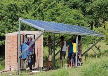 Sistema inversor de bomba solar de 2.2kW en Nicaragua
    