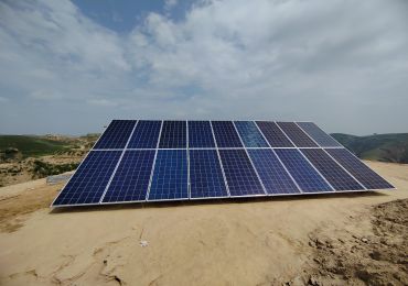 Sistema de bomba solar de 3kw/4kw/5.5kw en el condado de Zizhou, ciudad de Yulin, provincia de Shaanxi
