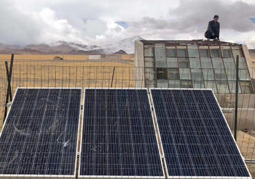 Sistema de suministro de agua fotovoltaico de 0.37kw en el Tíbet